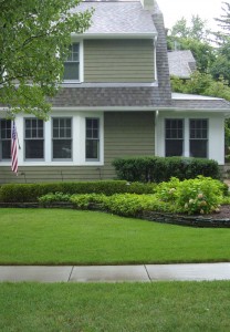 shrubs at an average royal oak MI home,